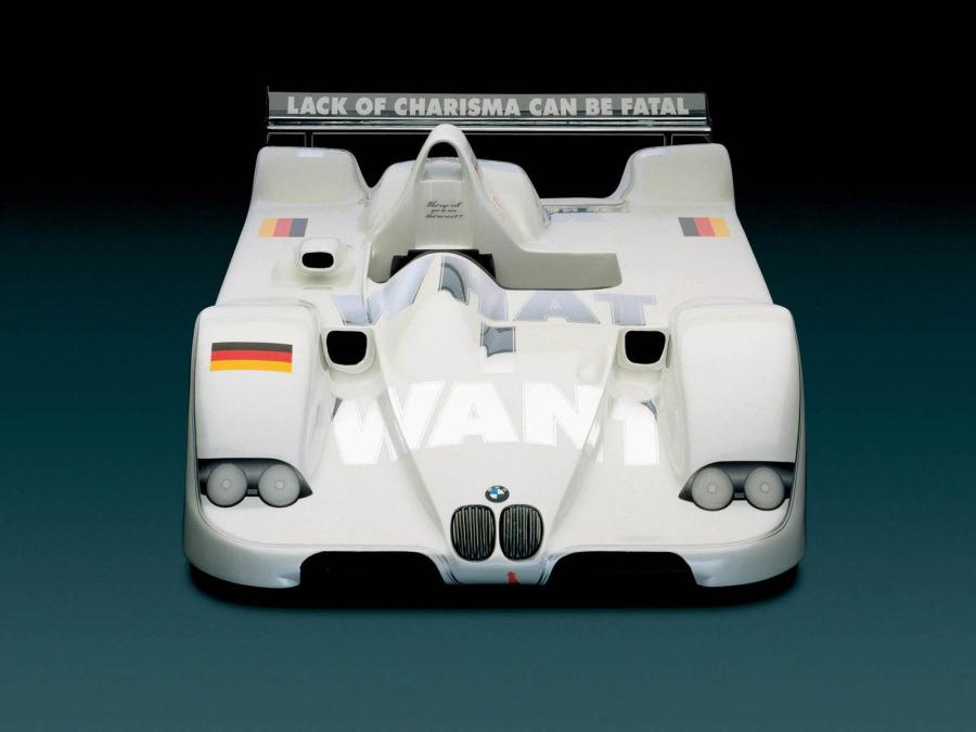  BMW V12 LMR Art Car by Jenny Holzer 1999 года  (фото 19 из 27)